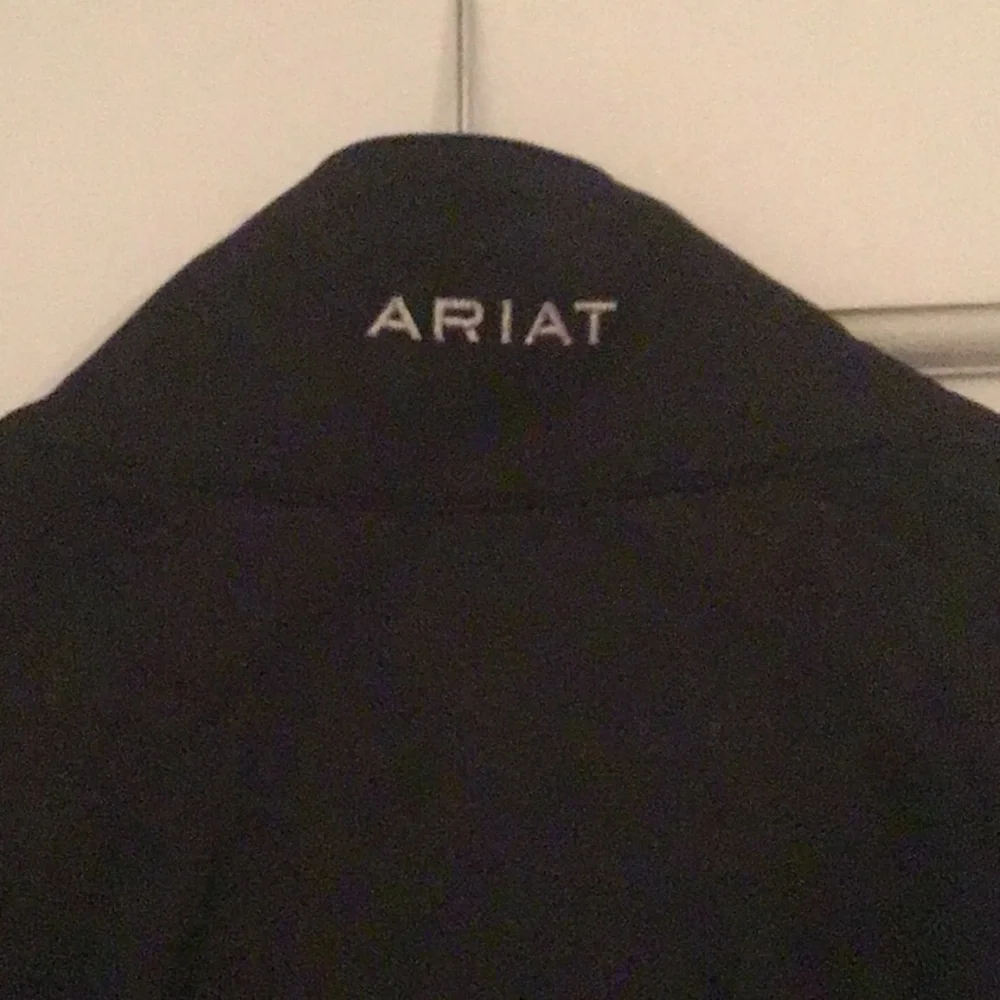 Black jacket - Picture 3 of 6